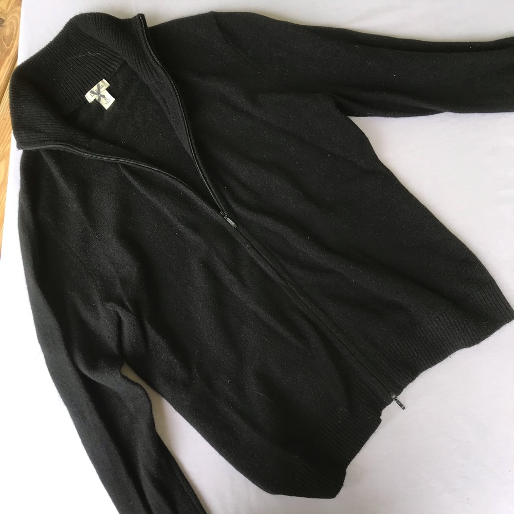LL Bean 100% cashmere size M zip up sweater